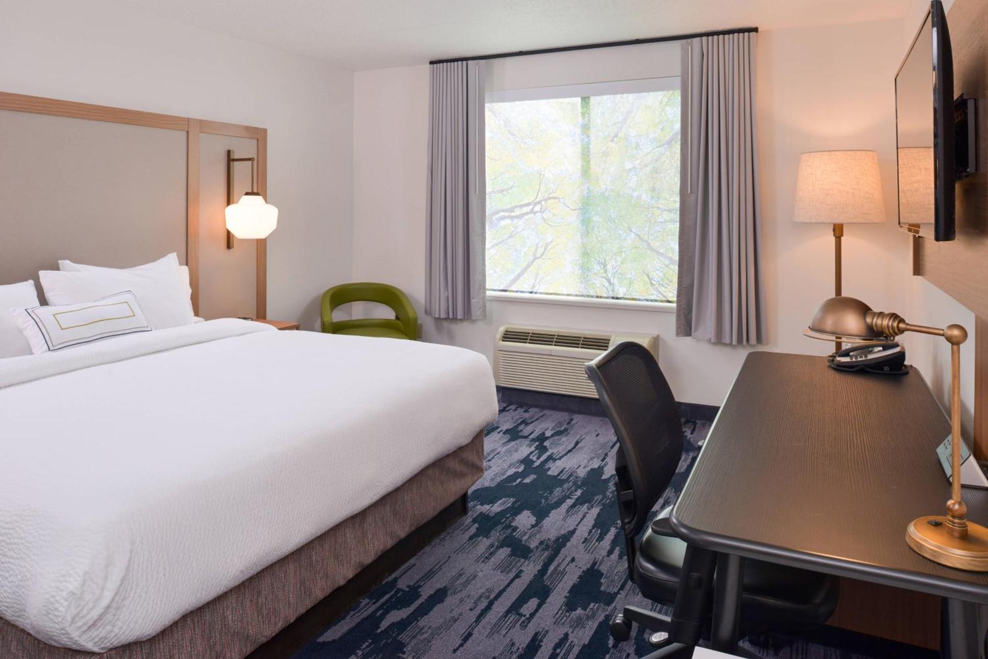 Hotel Fairfield & By Marriott Pittsburgh New Stanton