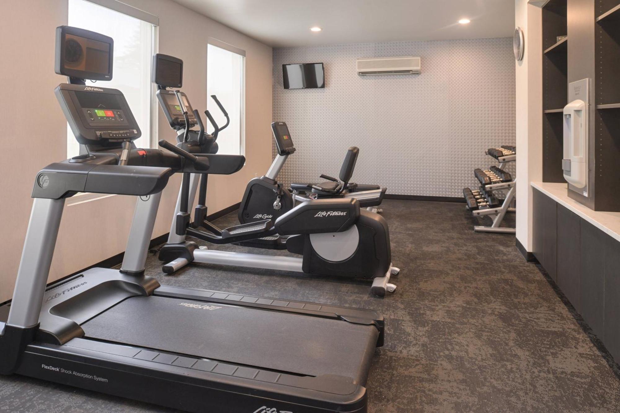 Fairfield & By Marriott Pittsburgh Hotel 3*