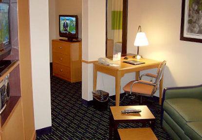 Fairfield & By Marriott Pittsburgh Hotel New Stanton