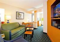Fairfield & By Marriott Pittsburgh New Stanton